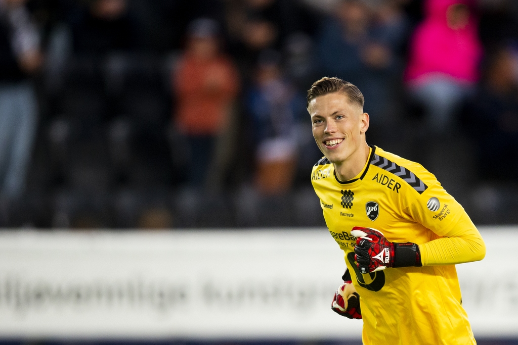 HOT: I sommer var Leopold Wahlstedt Odds heiteste salgsobjekt. Klubber som Villareal og Besiktas var på stadion for å se nærmere på målvakten. Det ble snakket om en overgangssum på et sted mellom 20 og 30 millioner kroner – hvis klubber i de store ligaene ville kjøpe.Foto: Trond Reidar Teigen